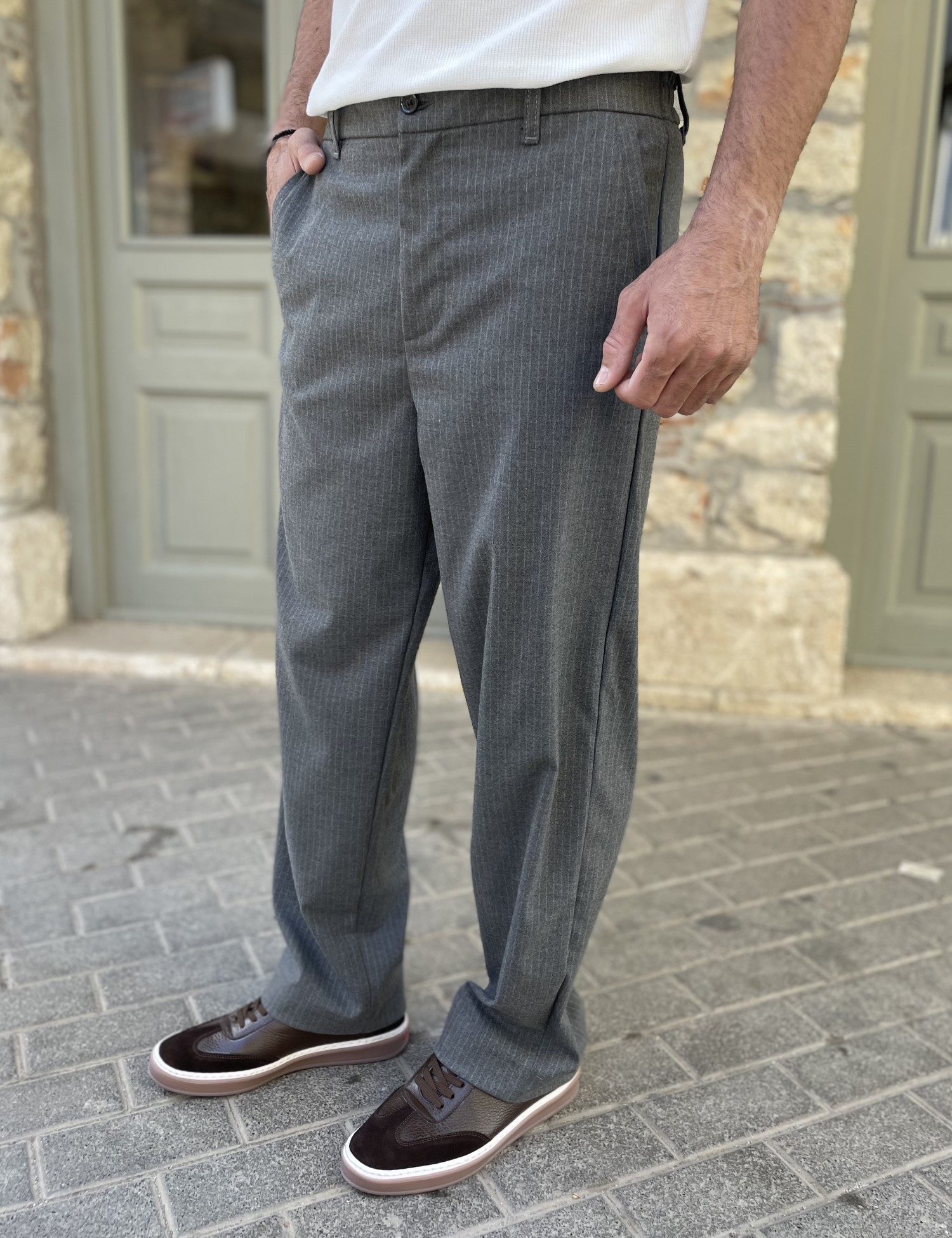 Ανδρικό γκρι ριγέ loose υφασμάτινο παντελόνι 4506G φωτογραφία